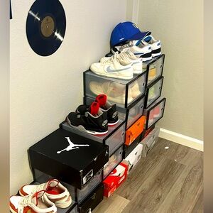8 pairs of sneakers and basketball shoes